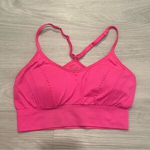 Pro-Fit Seamless Pink Sports Bra - Size medium